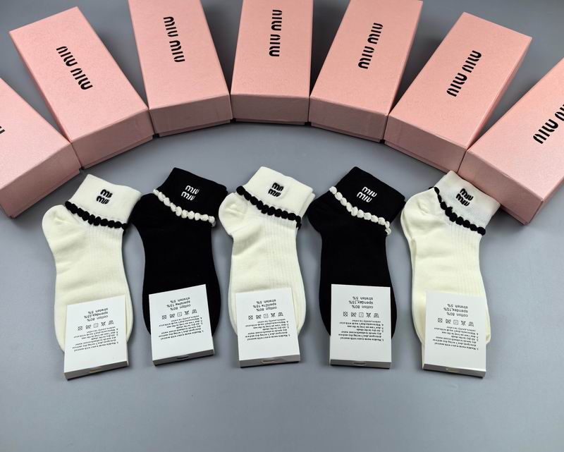Miumiu socks (31)