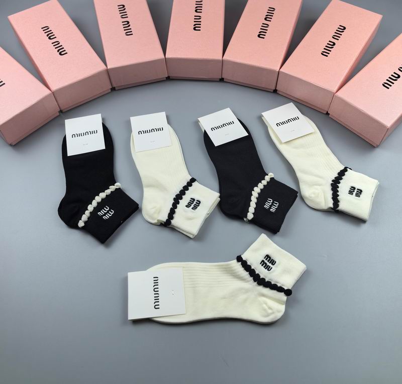 Miumiu socks (34)