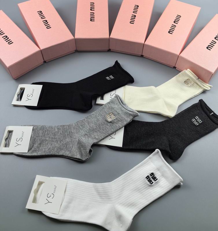 Miumiu socks (41)