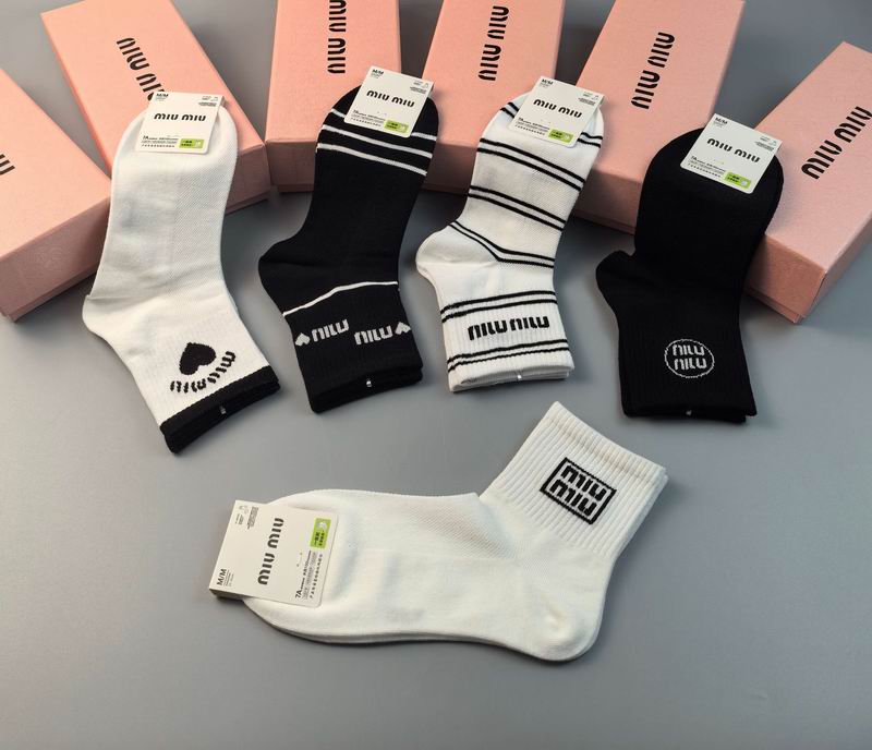 Miumiu socks (5)