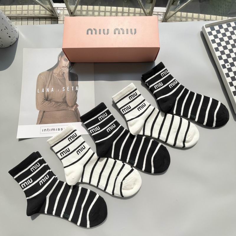 Miumiu socks QY (2)