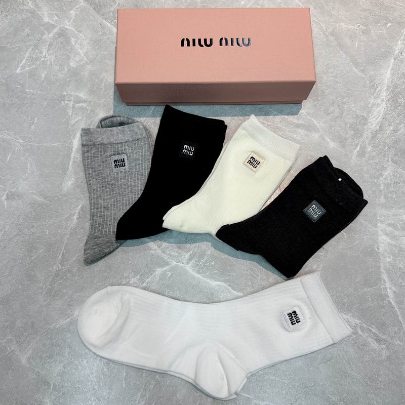 Miumiu socks QY (3)