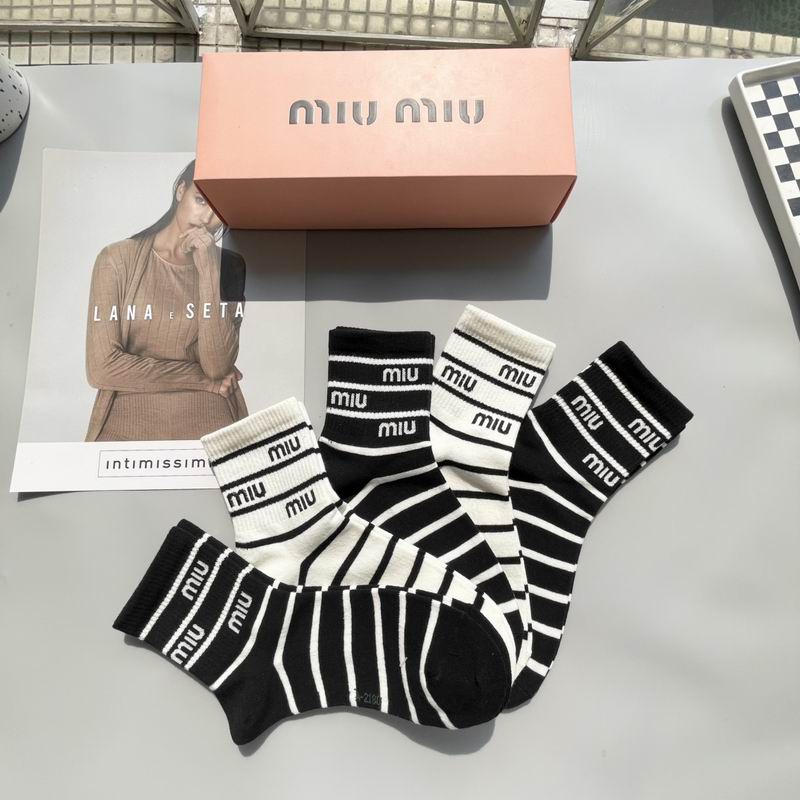 Miumiu socks QY (4)