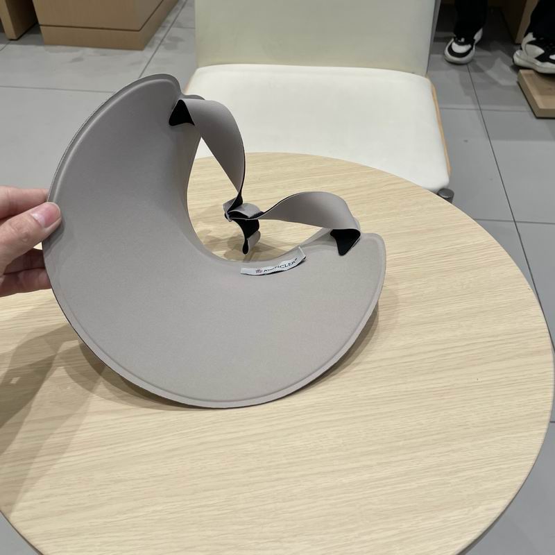 Moncler Visor (10)