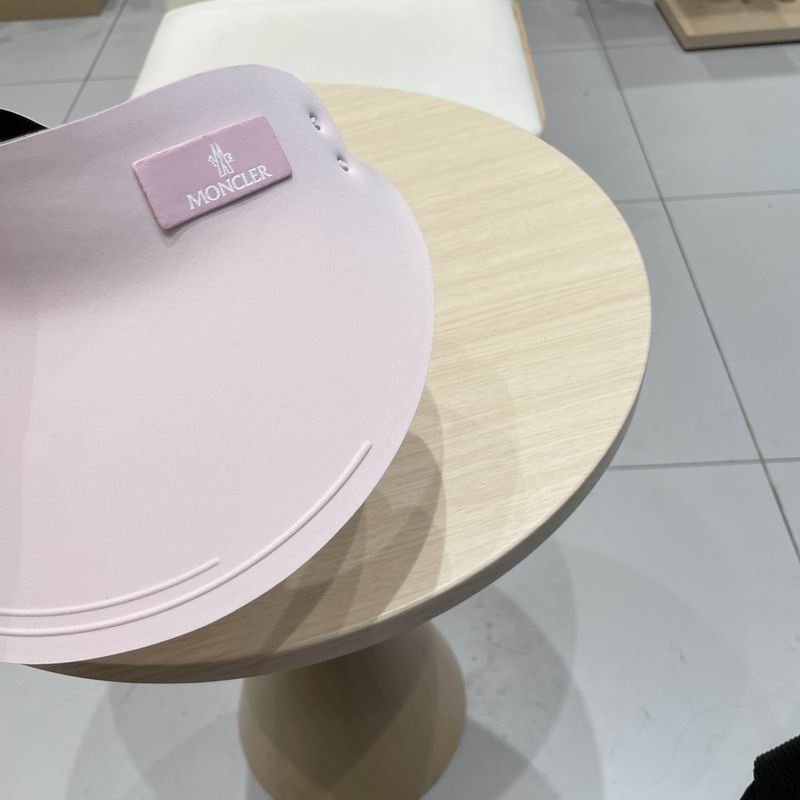 Moncler Visor (22)