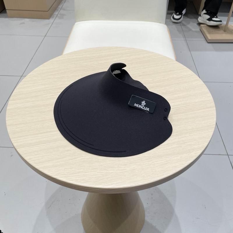 Moncler Visor (32)