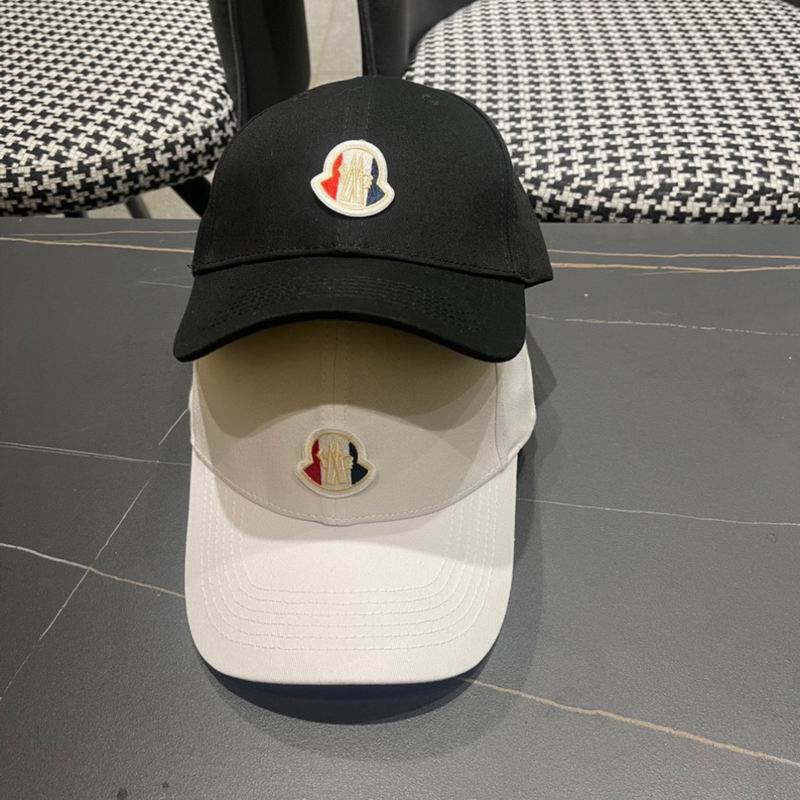 Moncler cap (1)