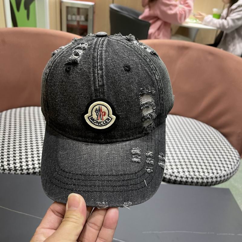 Moncler cap (129)