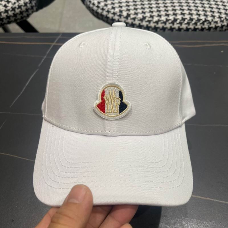 Moncler cap (16)