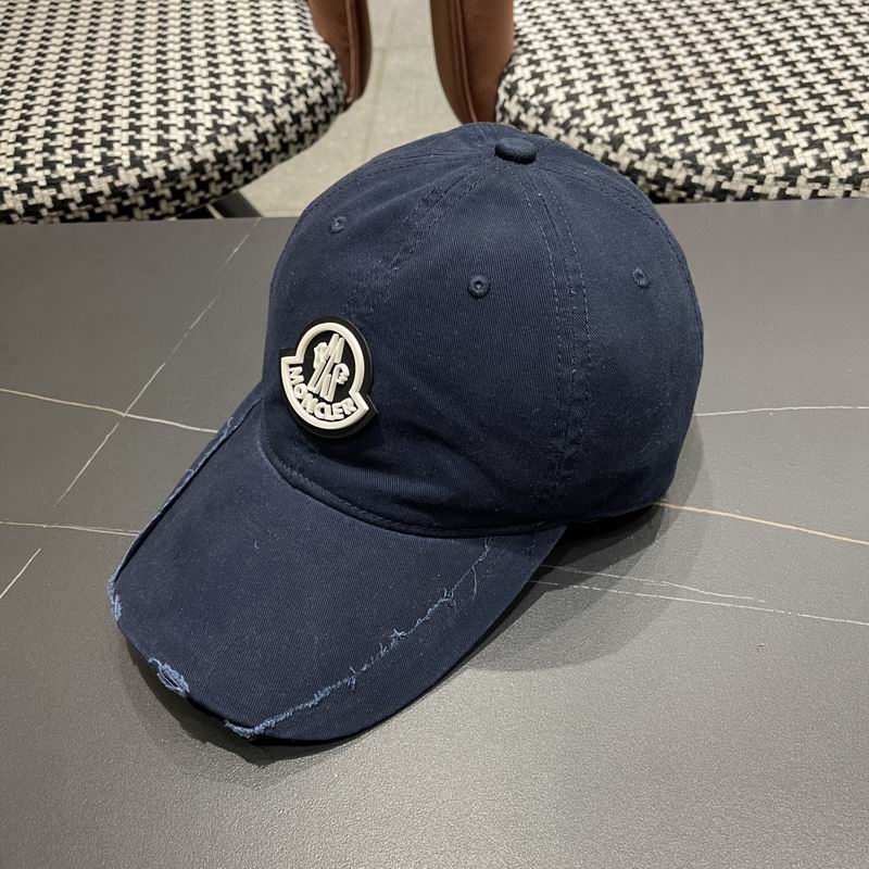 Moncler cap (50)