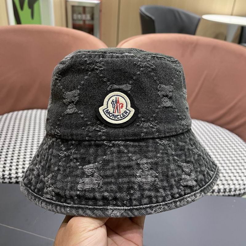 Moncler hat (5)
