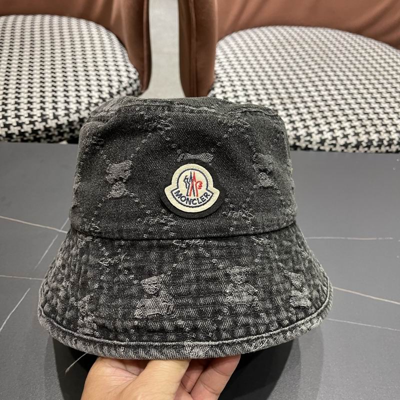 Moncler hat (6)