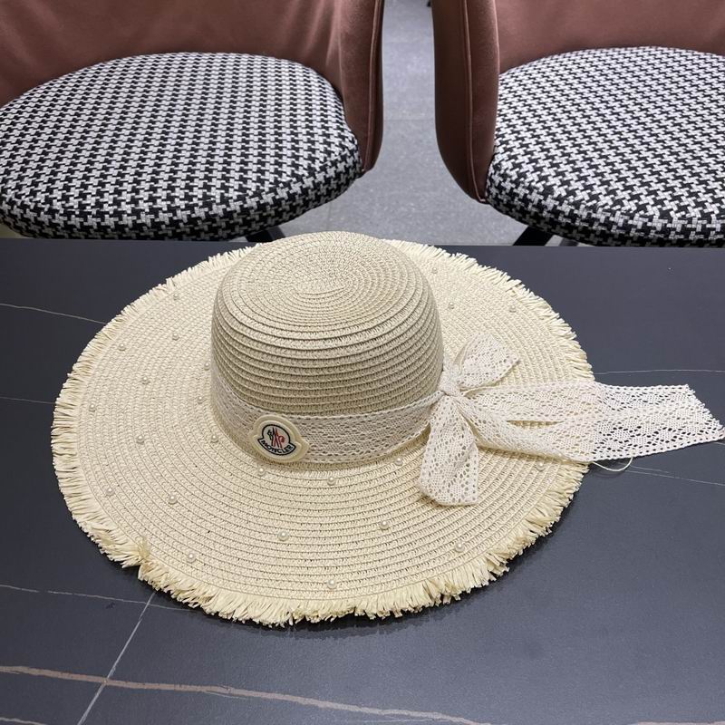 Moncler top hat (20)