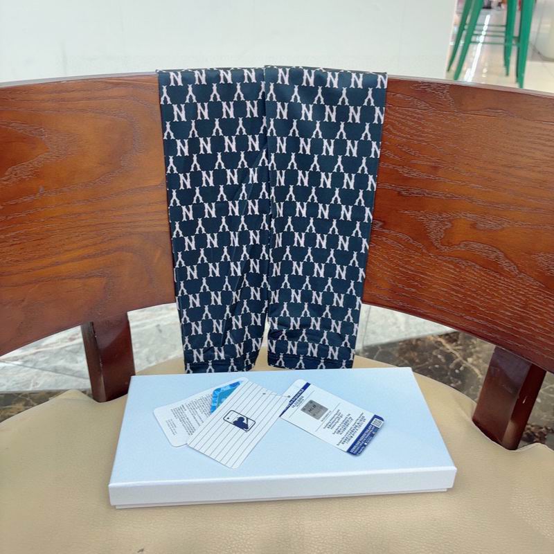 NY oversleeve hh (1)