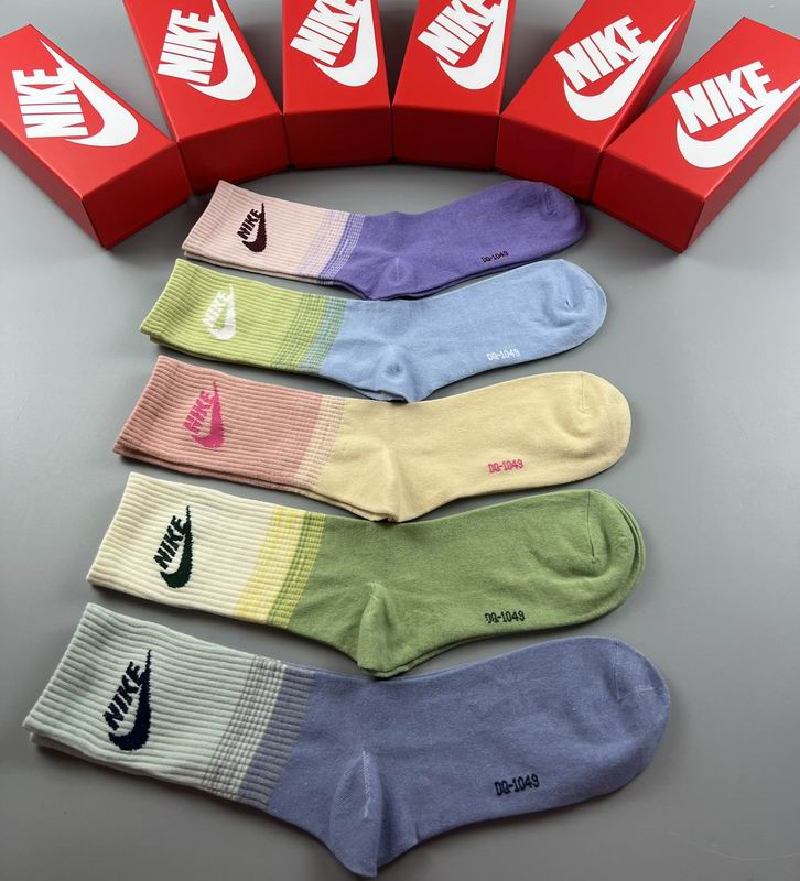 Nike socks (37)