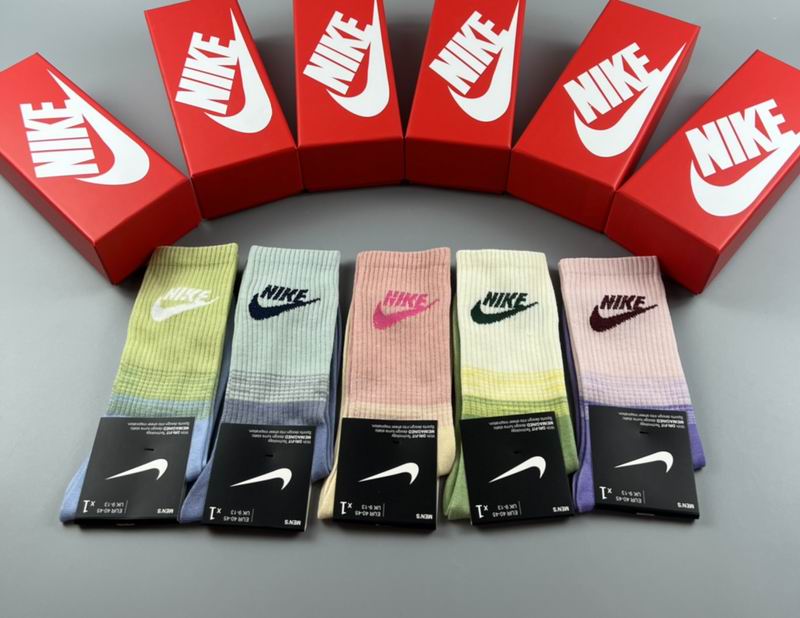 Nike socks (44)