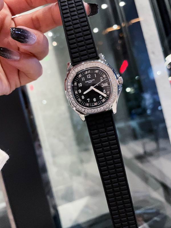 Patek Philippe 35.6mm 35 (15)