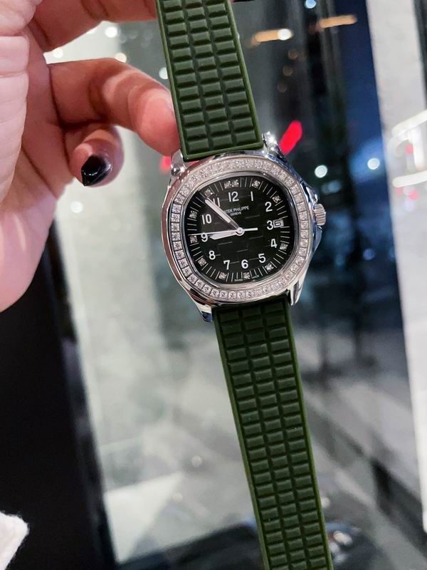 Patek Philippe 35.6mm 35 (18)