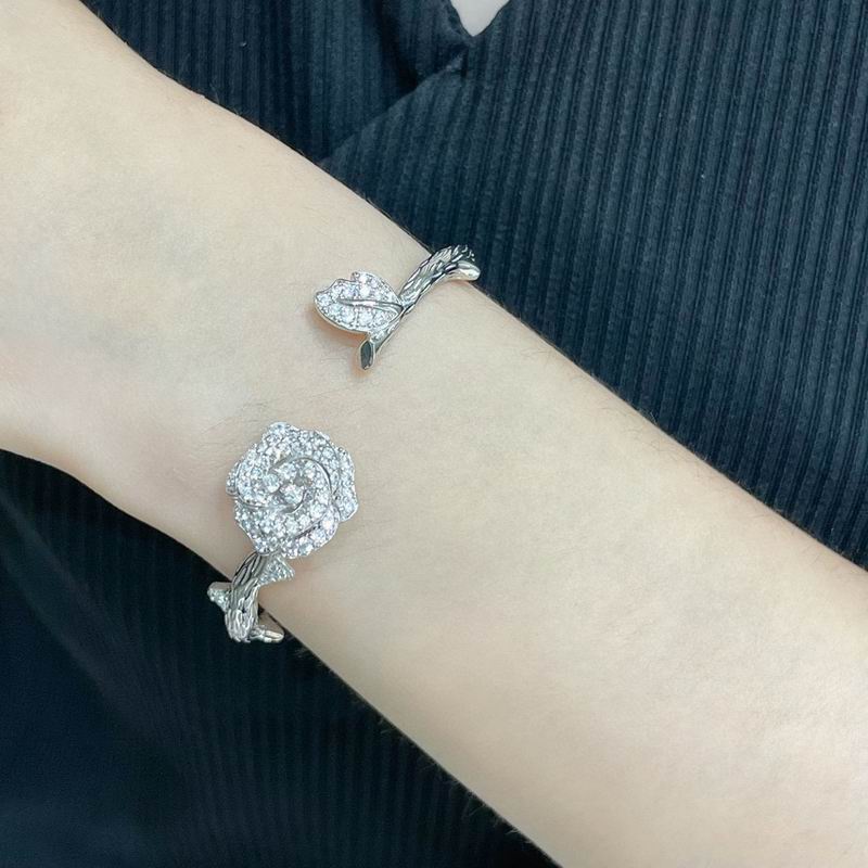 Piaget bracelet 03lyh03 (8)