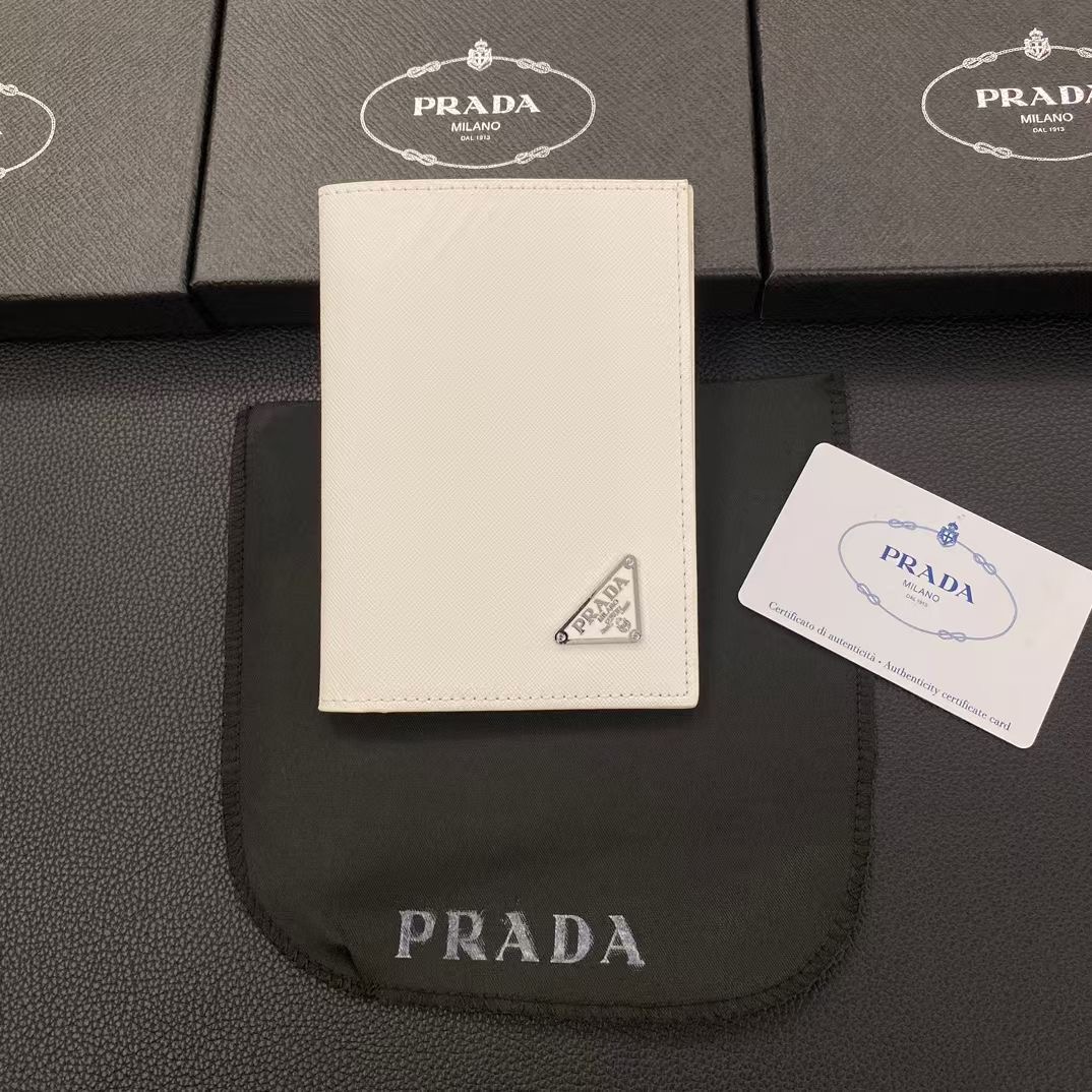 Prada 10.3X14cm (11)