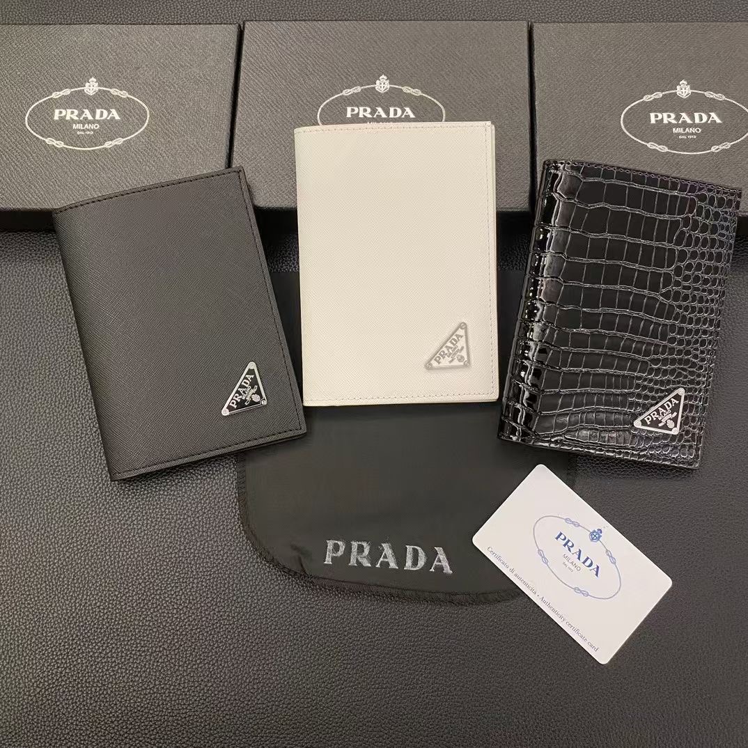 Prada 10.3X14cm (8)