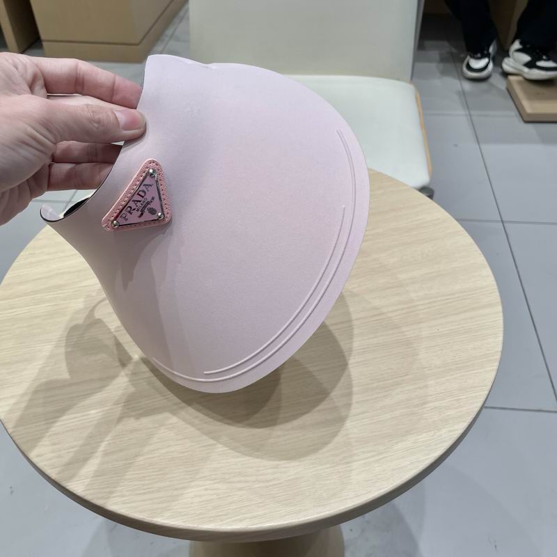 Prada Visor (17)