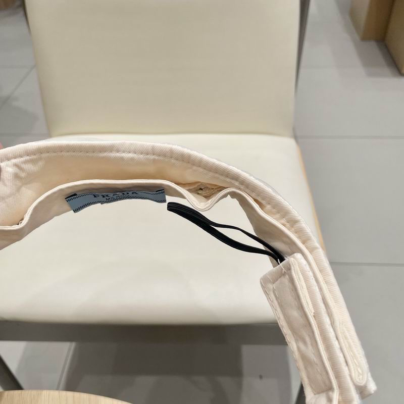 Prada Visor (20)