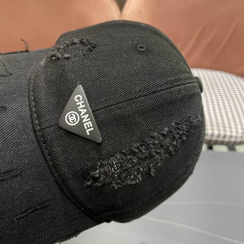 Prada cap (113)