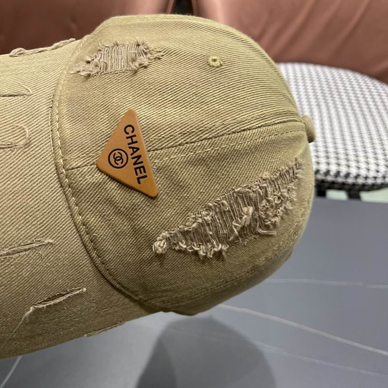 Prada cap (124)