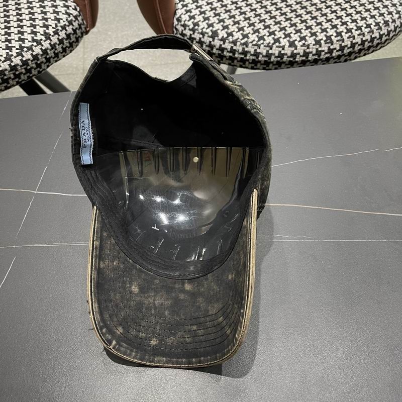 Prada cap (127)