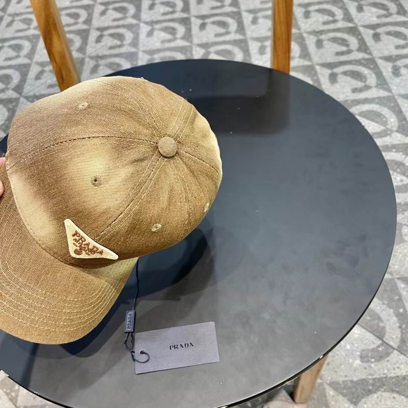 Prada cap (13)