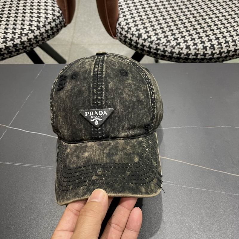 Prada cap (132)