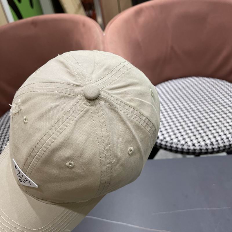 Prada cap (139)