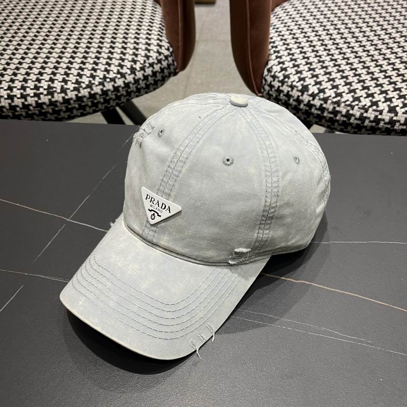 Prada cap (157)