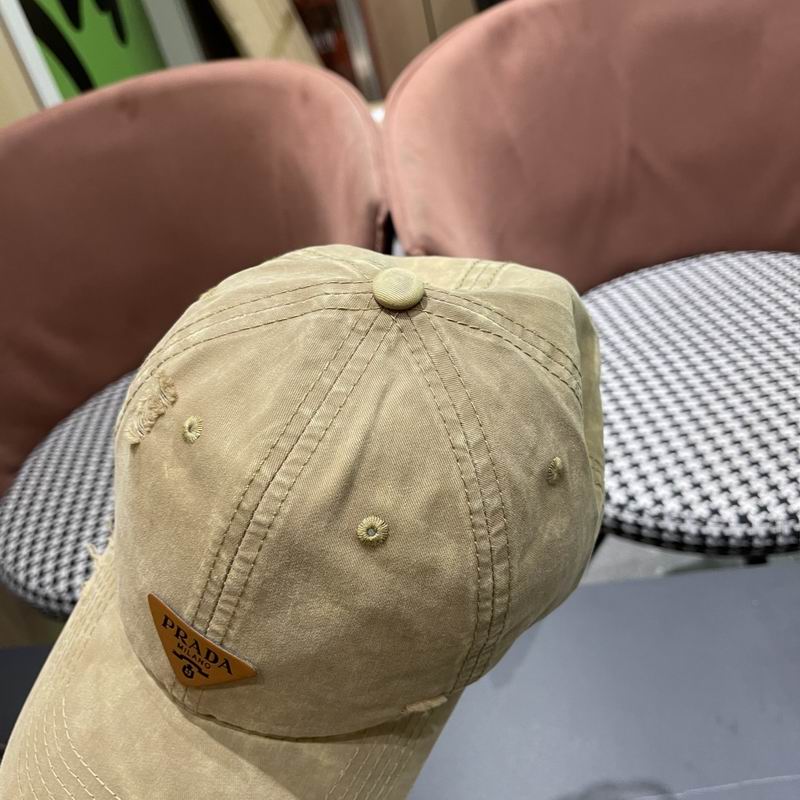 Prada cap (161)