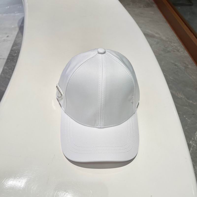 Prada cap (185)
