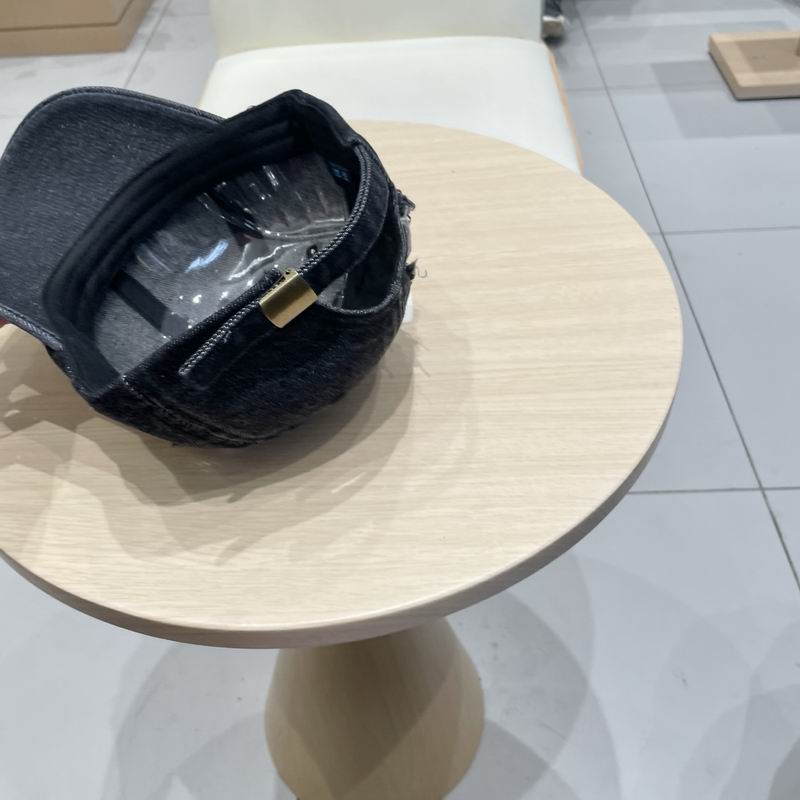 Prada cap (19)
