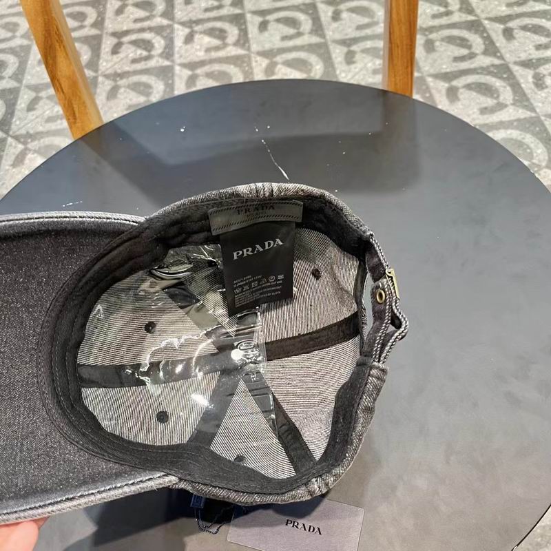 Prada cap (2)