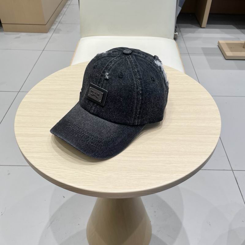 Prada cap (25)