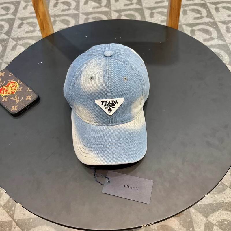 Prada cap (32)
