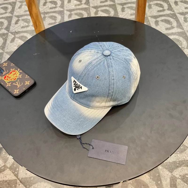 Prada cap (35)