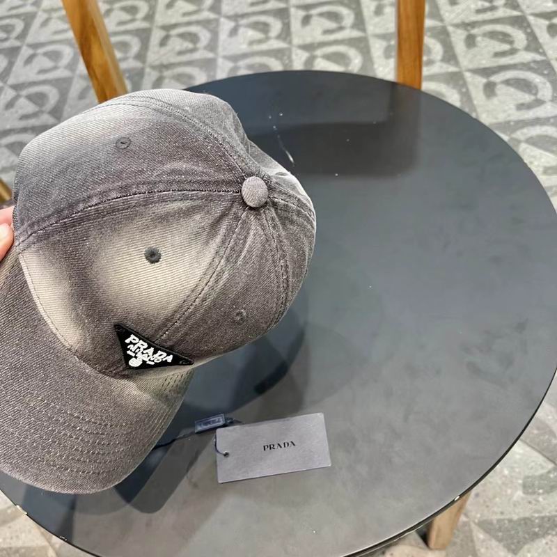 Prada cap (39)