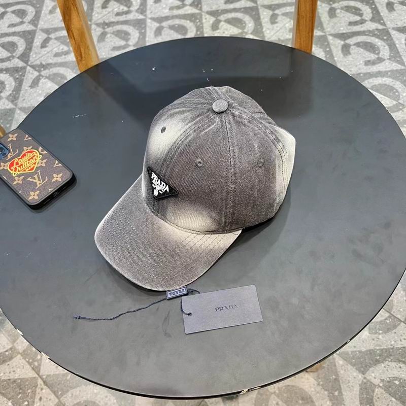 Prada cap (43)