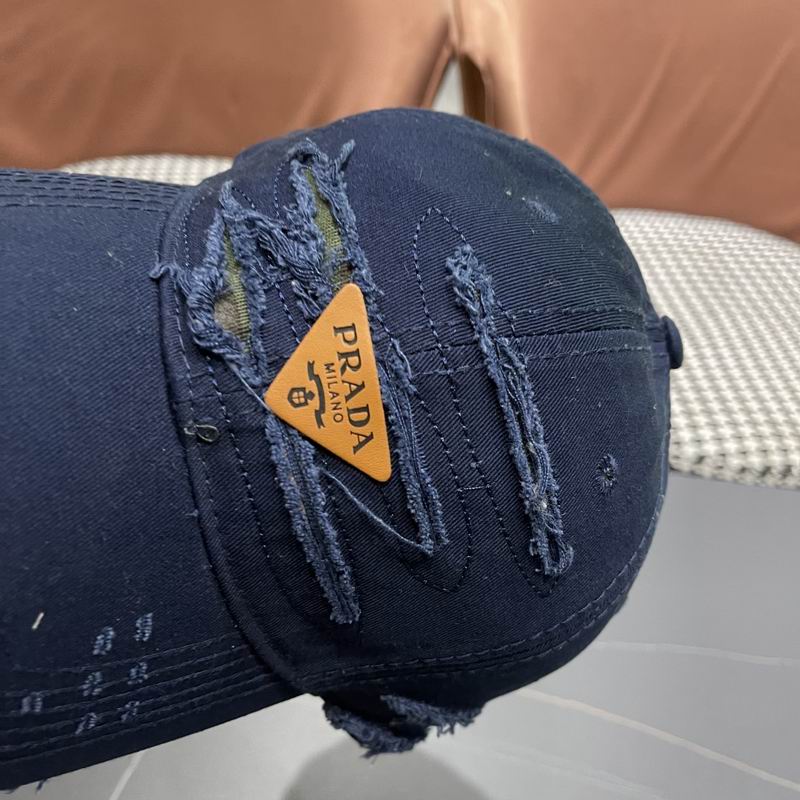 Prada cap (49)