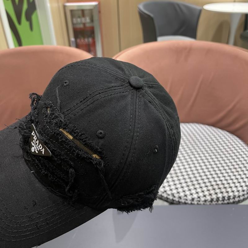 Prada cap (70)