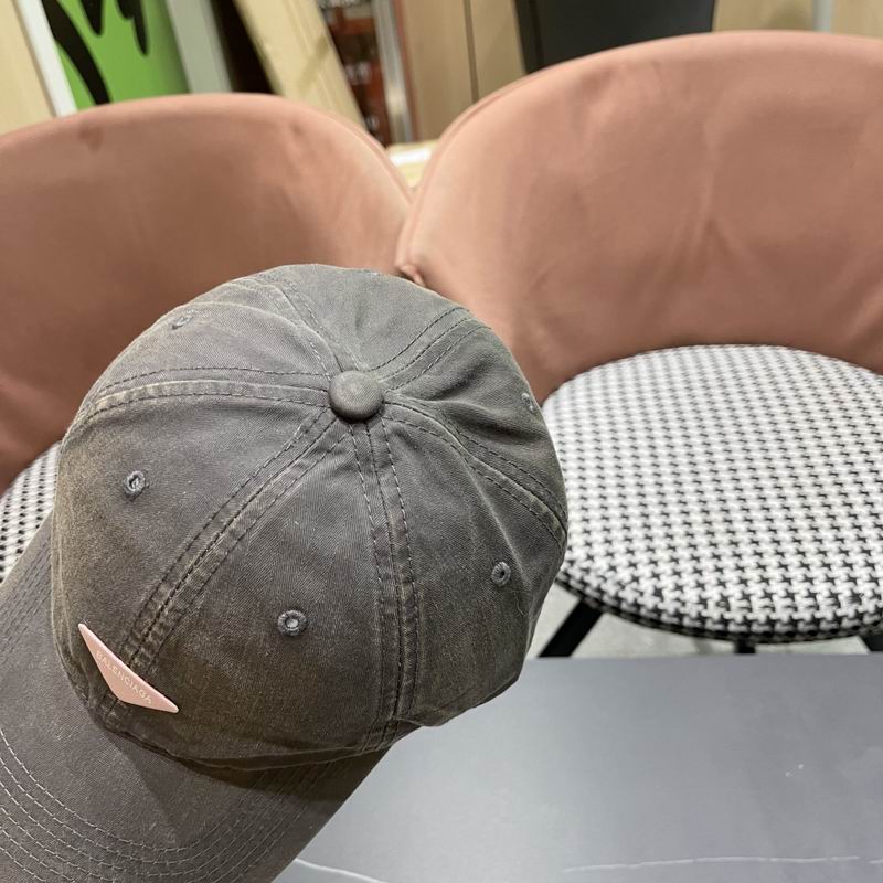Prada cap (75)