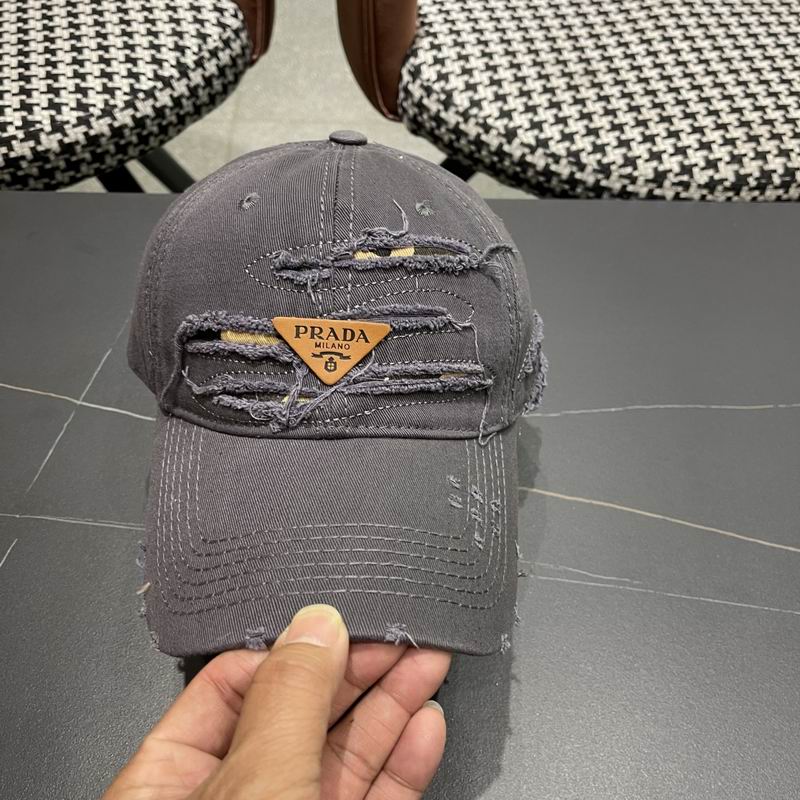 Prada cap (84)