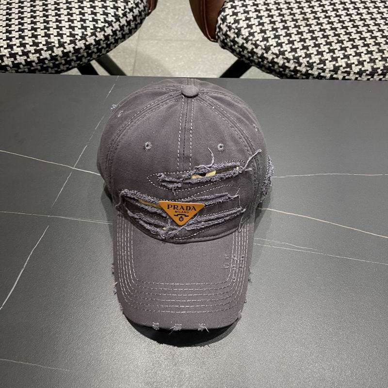 Prada cap (85)