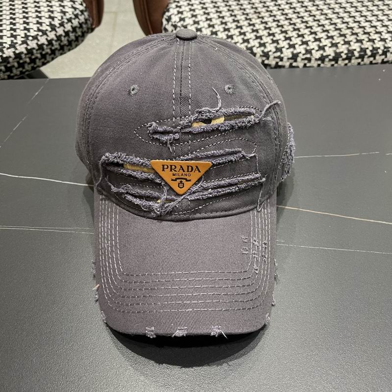 Prada cap (88)