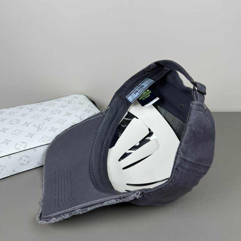 Prada cap dx (11)